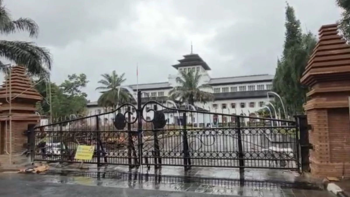 Penampakan Gerbang Gedung Sate Bandung yang Disebut Mirip Kerajaan, Ini Penjelasan Pemprov Jabar