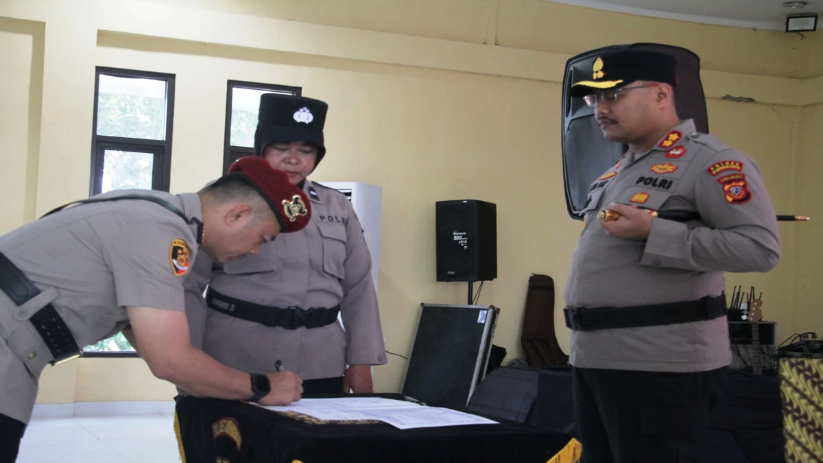 Kapolres Purwakarta Pimpin Sertijab Kasat Reskrim, AKP Uyun Gantikan AKP Arwin
