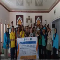 Universitas Subang Berdayakan Karang Taruna dalam Pengelolaan Sampah Plastik