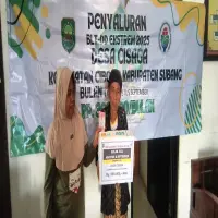 38 KPM Bahagia Dapat BLT DD di Desa Cisaga