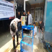 Dosen POLSUB Atasi Masalah Sampah, Ubah Sampah Plastik Jadi Batako
