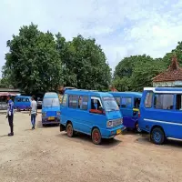 Sopir Angkot di Subang Sambut Gembira PNS Wajib Naik Angkutan Umum