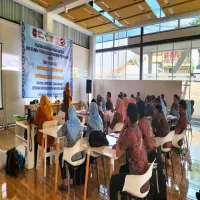 Yayasan Karya Bakti Sagalaherang Gandeng Dinkes Gelar Pelatihan Penjamahan Makanan bagi Relawan SPPG