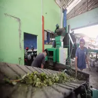 Darurat Sampah Kota Bandung: Penumpukan Dalam Kota Capai 4000 Ton, Ini Sebabnya