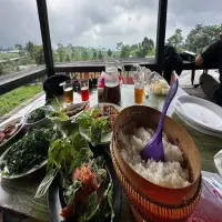 5 Kuliner untuk Keluarga dengan Pemandangan Alam di Subang