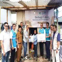 884 Keluarga Kurang Mampu di Purwakarta Dapat Sambungan Listrik Gratis