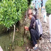 Hidup Dalam Ancaman Banjir Rob, Masyarakat Desa Anggasari Minta Solusi Konkret Pemda Subang