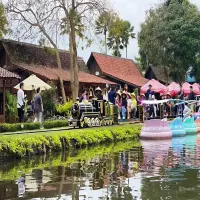 Kereta Danau Wahana Baru di Floating Market Jadi Andalan Demi Menarik pengunjung