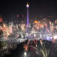 Hukum Merayakan Tahun Baru Menurut Islam