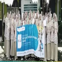SMPIT Al-Ukhuwah Subang Bentuk Karakter Siswa