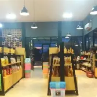 Ini Pusat Oleh-oleh Makan Khas Purwakarta yang Paling Banyak Diburu Wisatawan