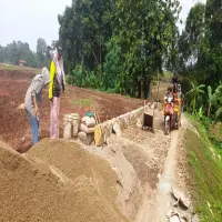 Rampung Buka Jalan Baru, Pemdes Pangsor di Subang Bangun TPT