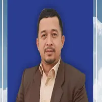 Melampui Huruf dan Kata: Analisis Literasi Ideologi di Era "Pasca-Kebanaran"