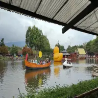 Harga Tiket Masuk Floating Market Lembang 2025, Wisata Favorit Saat Long Weekend