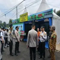 Kapolsek Jalancagak Dampingi Kapolda Jawa Barat Tinjau Pos Yan SPA Sariater