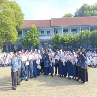 Tim Futsal Putri SMPN 2 Subang Raih Juara 1 di Ajang Harvaland 2025