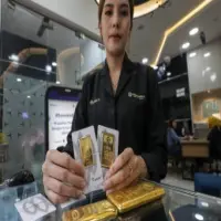 Harga Emas Antam Hari Ini 10 Desember 2025 Stabil, Buyback Naik Rp13.000