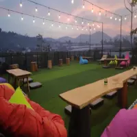Daftar Villa di Lembang untuk 30 Orang, Cocok buat Liburan bareng Rombongan Besar!