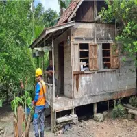 Program Pasang Listrik Gratis Hadirkan Terang dan Harapan di desa Bandar Jaya