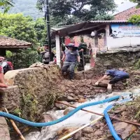 Kerusakan Hulu dan Alih Fungsi Lahan Picu Luapan Sungai di Cisalak Subang