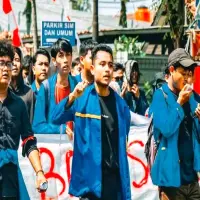 Sinyal Kemunduran Demokrasi, Mahasiswa Tak Sepakat Kepala Daerah Dipilih Anggota DPRD