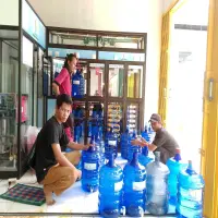 BUMDes Desa Tanjungsari Barat di Subang Buka Usaha Air Galon