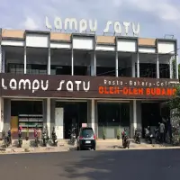 Rekomendasi Pusat Oleh-Oleh Khas Subang yang Wajib Dikunjungi, Yuk Cobain!