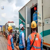 PLN Siap Jadi Mitra Strategis Industri Kendaraan Listrik, Turut Sukseskan Grand Opening VinFast Indonesia