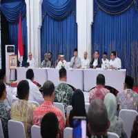 Rakor dengan Kepala Daerah Se-Jawa Barat, Menteri Nusron Ungkap Skema Penggantian dan Sanksi Alih Fungsi Lahan Sawah