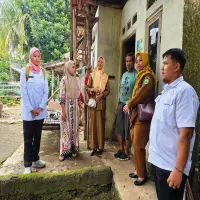 Lurah Wanareja Dorong Rusdaya Buat KTP Supaya Dapat Bantuan Pemerintah
