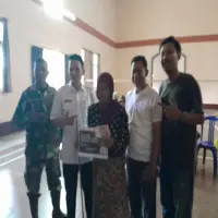 Jelang Pergantian Tahun, Pemdes Karanganyar di Subang Salurkan BLT DD untuk 28 Keluarga