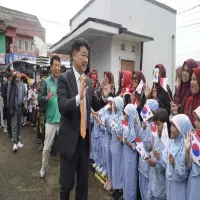 Sambutan Hangat untuk Delegasi Kota Gimcheon pada Kunjungan ke Desa Percontohan Saemaul Wantilan