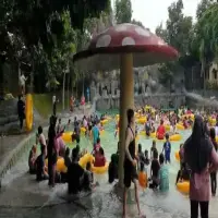 Libur Natal, Kunjungan Waterboom Ciereng Naik Hingga 80 Persen