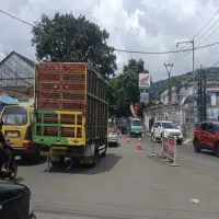 Hari Kedua Libur Natal, Lalu Lintas di Lembang Padat