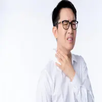 Awas Musim Sakit, Ini Cara Mengatasi Radang Tenggorokan dengan Benar