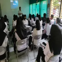 Penghasilan Lebih Tinggi Jadi Daya Tarik, Warga Subang Kian Tertarik Kerja di Luar Negeri