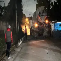 Pemdes Lembang Rampungkan Perbaikan Jalan Baruajak