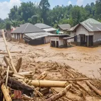 Dedi Mulyadi Salurkan Bantuan Masyarakat Jawa Barat untuk Pembangunan Rumah Korban Bencana di Tapanuli Utara