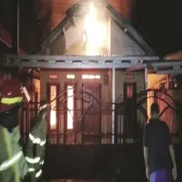 Diduga Korsleting Listrik, Rumah di Sukamelang Subang Hangus Dilalap Api