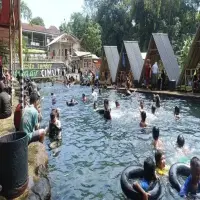 Wisata Sumber Air Cimutan, Destinasi Alam Sejuk dan Murah di Subang