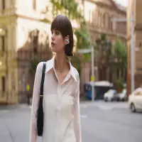 Sony LinkBuds Clip Meluncur di RI, Earbuds Open-Ear untuk Musik Tanpa Tutup Telinga
