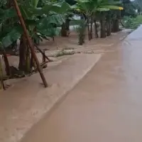 Desa Dukuh Kecamatan Ciasem Terisolasi, Banjir Lumpuhkan Akses dan Aktivitas Warga