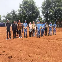 PUSTERAU Gelar Serbuan Teritorial di Subang, Bakti Sosial hingga Tanam Pohon
