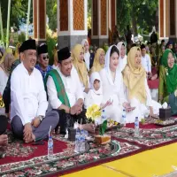 Harlah Satu Abad NU, Muslimat Penuhi Alun-Alun Subang