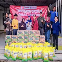 Tridjaya Group Salurkan Bantuan CSR untuk Korban Banjir di Subang