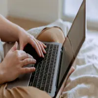 Cara Mengatasi Masalah Laptop Lemot, Performa Jadi Makin Cepat