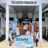 PT Eco Paper Indonesia Salurkan Bantuan Kemanusiaan untuk Korban Banjir Pantura Subang