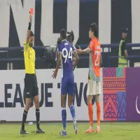 Momen yang Membuat Bobotoh Murka: Ada Apa dengan Wasit di Malam Persib vs Ratchaburi?