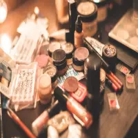 5 Tips Mengenali Kosmetik Halal agar Aman Digunakan Sehari-hari