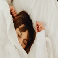 6 Cara Mengatur Waktu Tidur di Bulan Puasa agar Tubuh Tetap Bugar